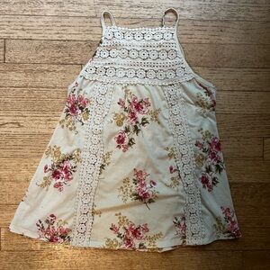 Gypsies & Moondust Flowy Floral Lace Tank Top